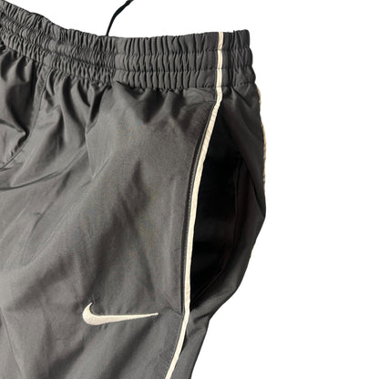 Graue Nike Trackpants (M)
