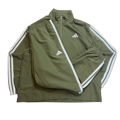 Adidas Trainingsanzug (XL)