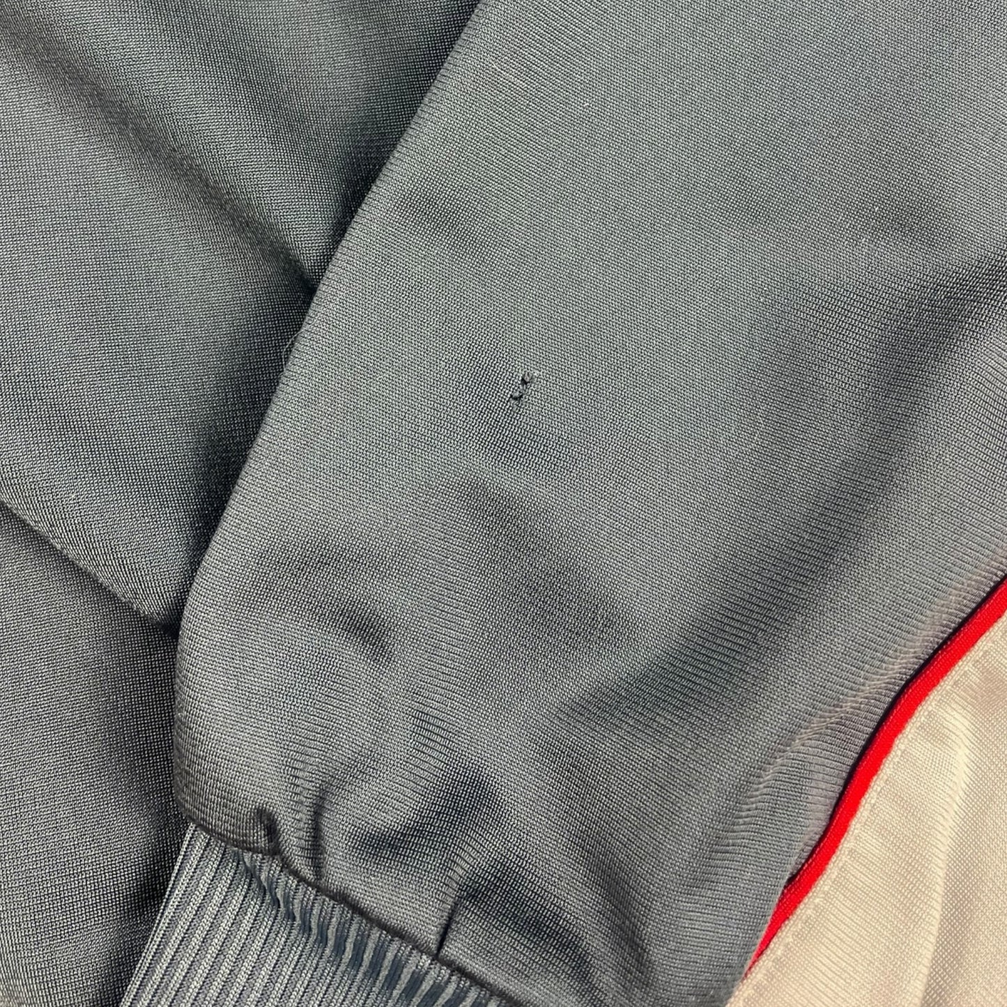 Graue Adidas Jacke (M)