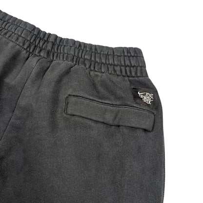 Schwarze Nike Jogginghose (M)