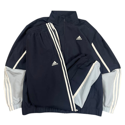 Adidas Trainingsanzug (XL)