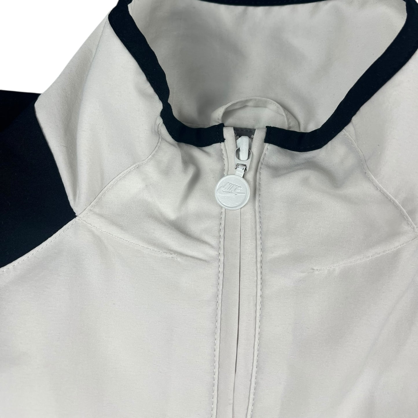 Weiße Nike Jacke (M)